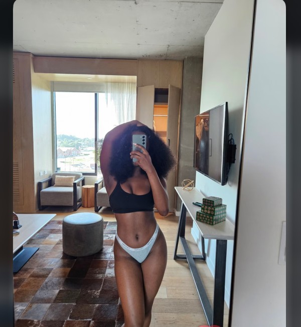 JOVEN ESTUDIANTE MORBOSA