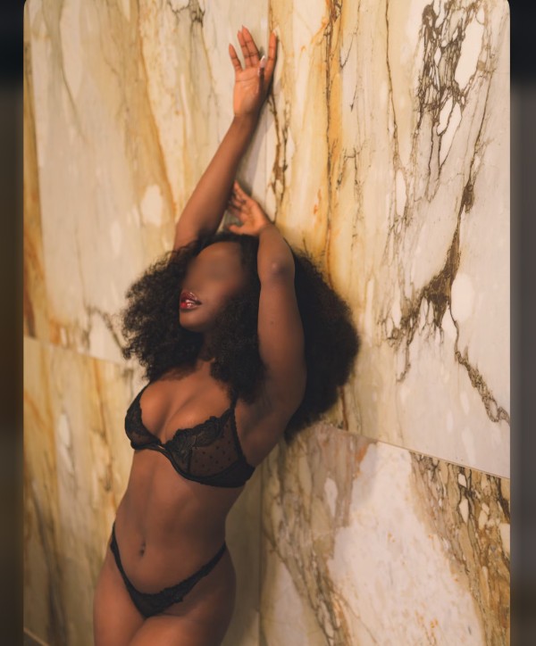 JOVEN ESTUDIANTE MORBOSA