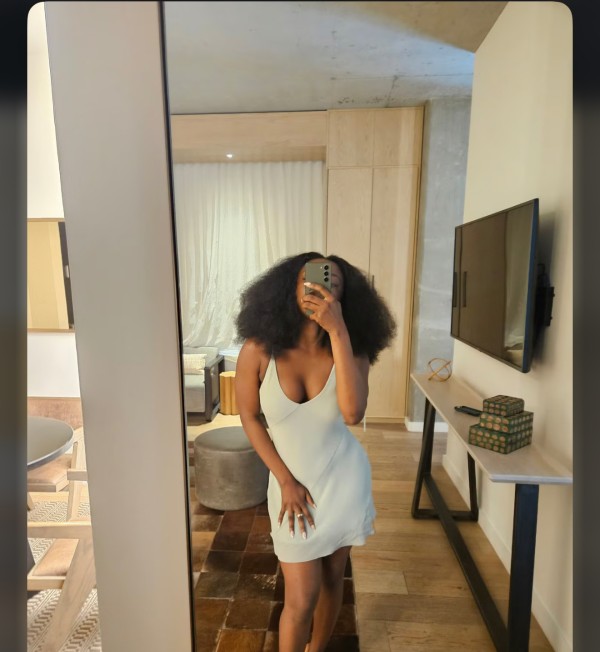 JOVEN ESTUDIANTE MORBOSA