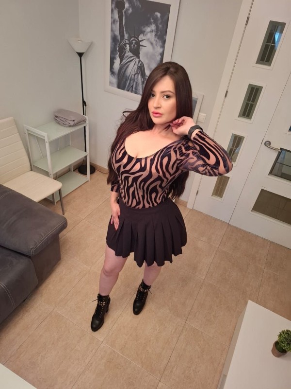 Venezolana novedad fiestera complaciente