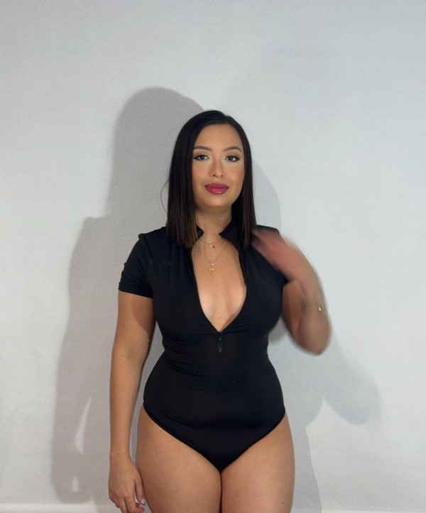 Colombiana! Tu mejor opción… Exótica Latina en SANTIAGO DE COMPOSTELA