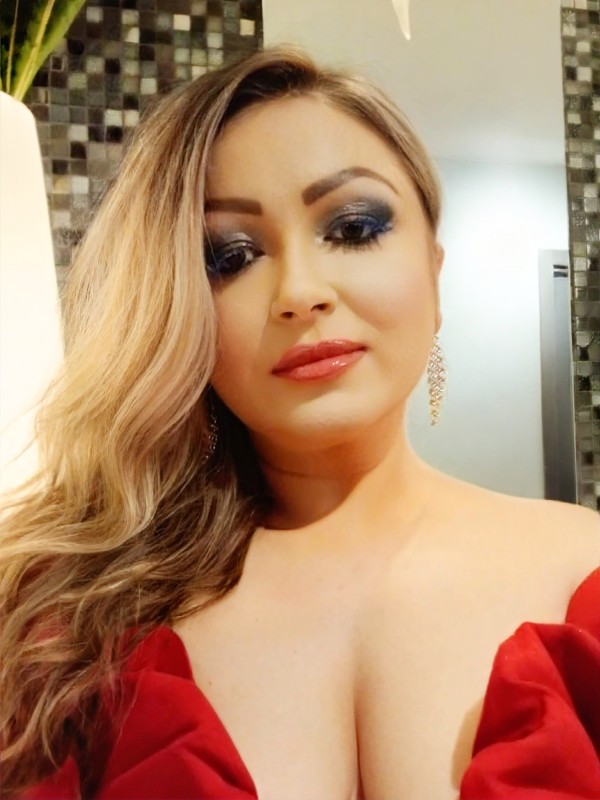 Alina Mans D’or- tu masajista de confianza