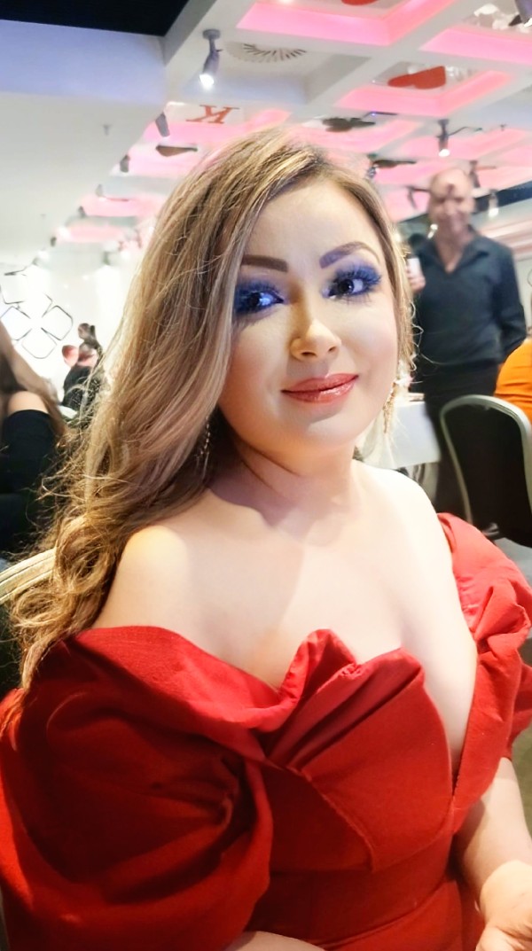 Alina Mans D’or- tu masajista de confianza