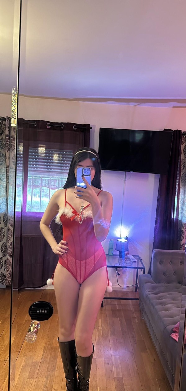 PAOLA ,LATINA HERMOSA Y ENCANTADORA