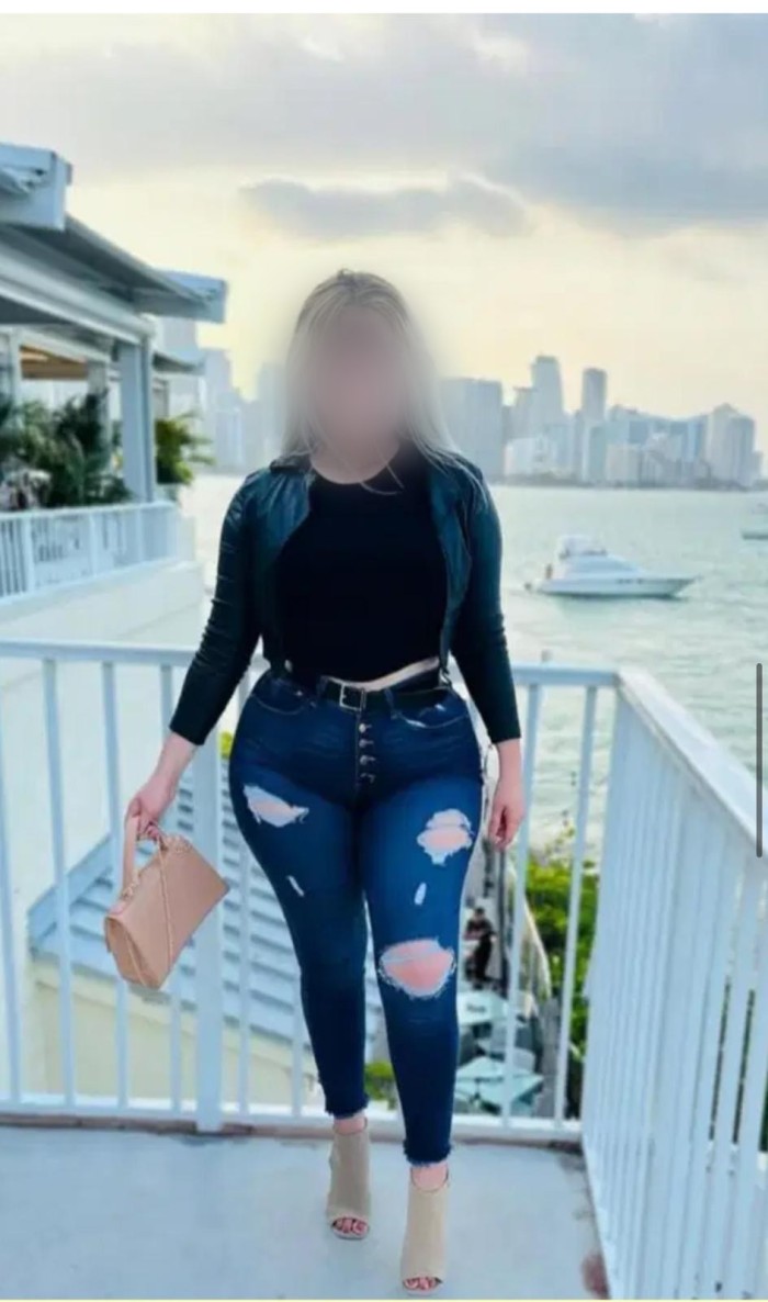 VALERIA RUBIA COLOMBIANA MADURITA