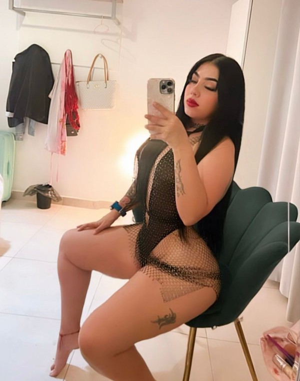 VEN Y PASAMOS UN RATO AGRADABLE SOY MUY DULCE Y CALIENTE TE VA GUSTAR