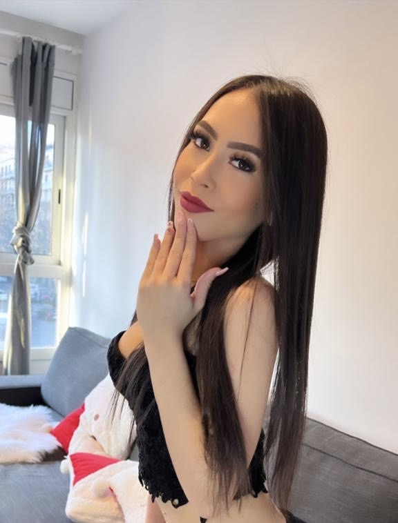 SOY VERONICA CHICA TEEN LATINA FIESTERA NOVEDAD EN ALICANTE