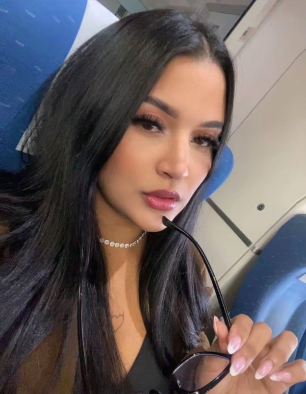 Me amarás aún más en persona..soy 100% real,sin filtros ni sorpresas