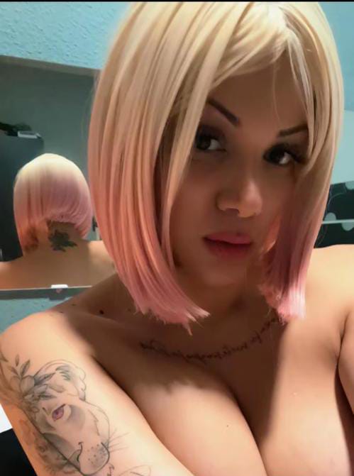 VICTORIA RUBIA HERMOSA, MUY SENSUAL Y FIESTERA