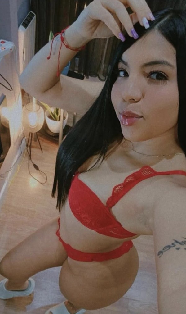 CLOE EXÓTICA LATINA DIVERTIDA y CACHONDA