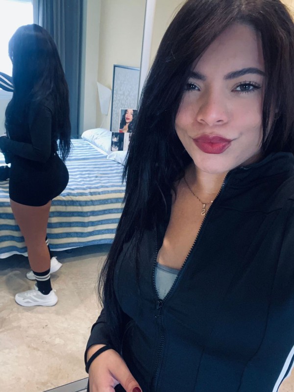 «BRITANY UNA DIOSA SENSUAL PARA TI DE LUJO * ARRECIFE