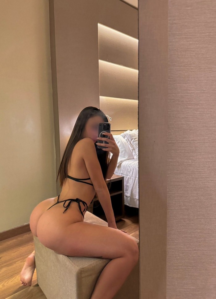 Bomba sexy recién llegada a Amposta