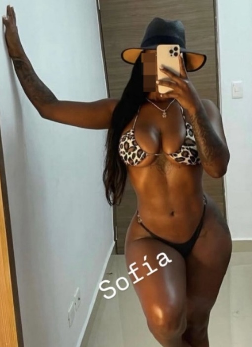 NOVEDAD SOFÍA ATREVIDA EN MI CAMA NO FALTA CALOR…