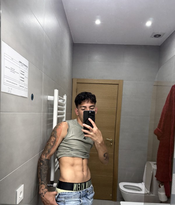 NIÑO POLLA LATINO 23CMXXL