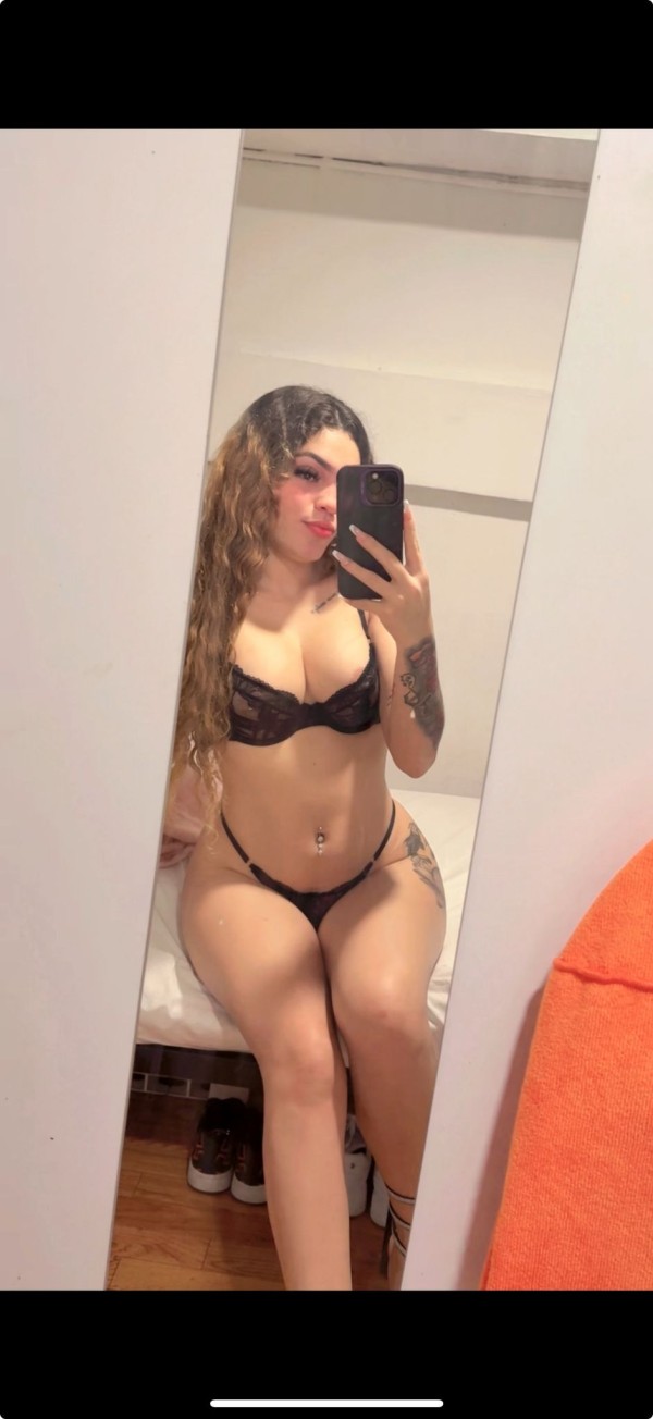 FULL FIESTERA 19 AÑOS MUY CARIÑOSA Y GUAPA