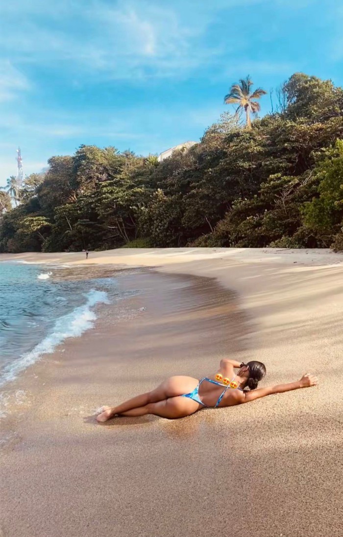 Naomi solo está semana dos polvos 60