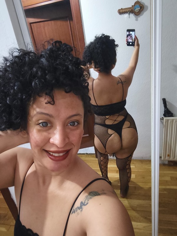 GIJON GABRIELA ARDIENTE GRIEGO FIESTERA