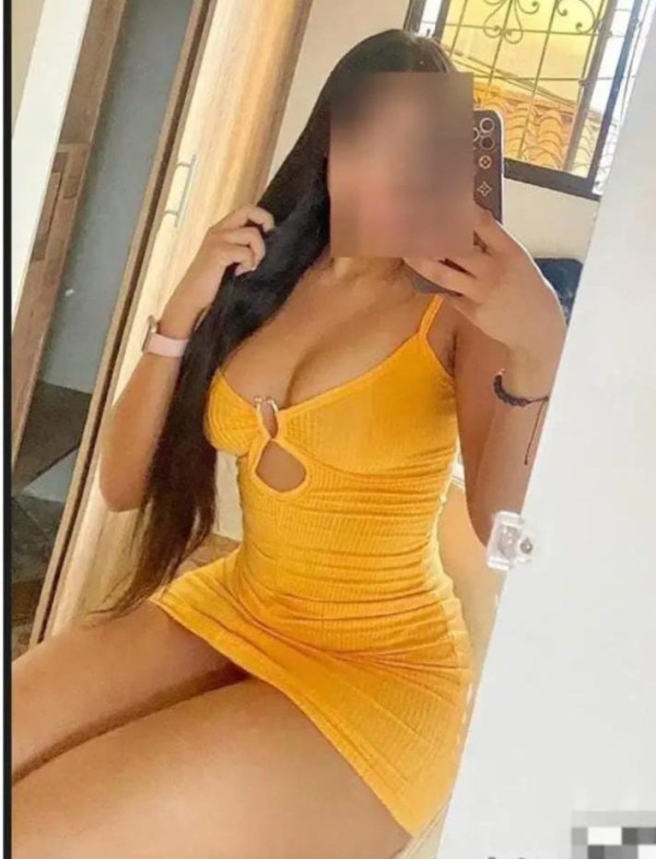 Fiestera trato de novio te chupo hasta el final