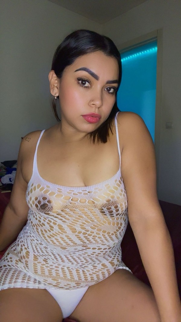 SENSUAL COLOMBIANITA MAMADORA