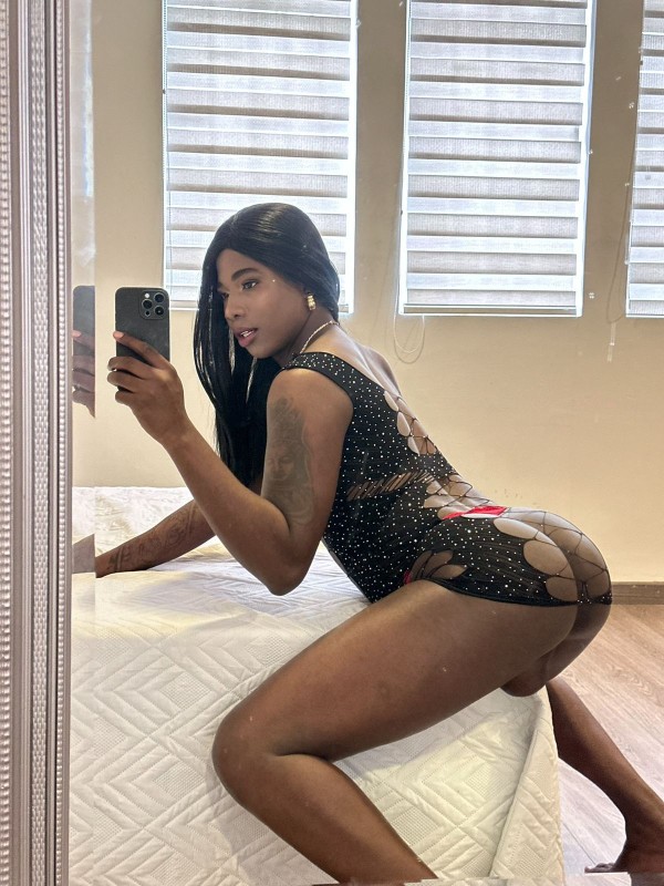 NUEVA EN VALENCIA !! MICHELL DOMINANTE FIESTERA LECHERA EXPERTA NOVATOS