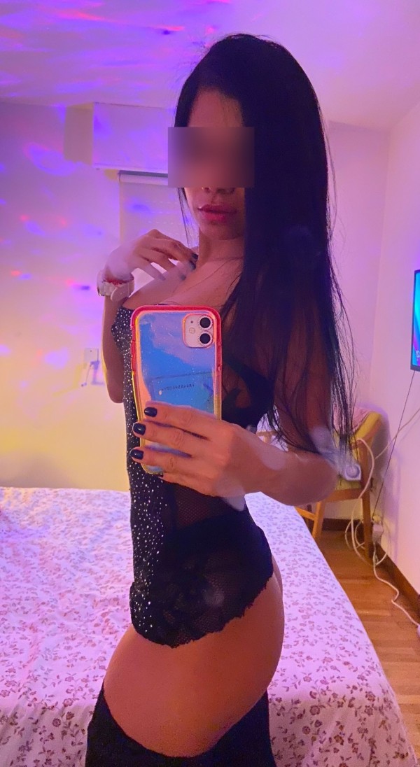 Muñequita , Pequeñita y Apretadita