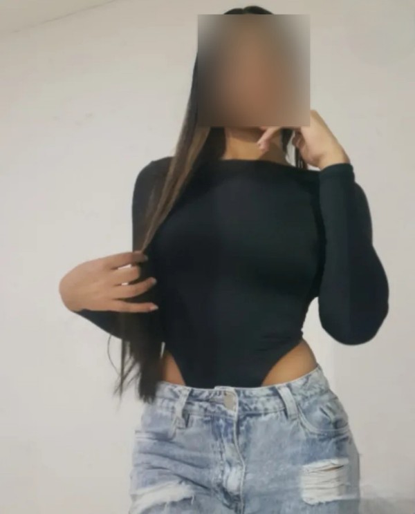 SOY UNA CHICA MUY SEXY .50ROSAS