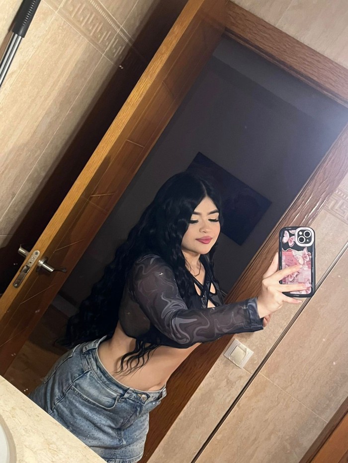 MELANY ATREVIDA SENSUAL JOVENCITA