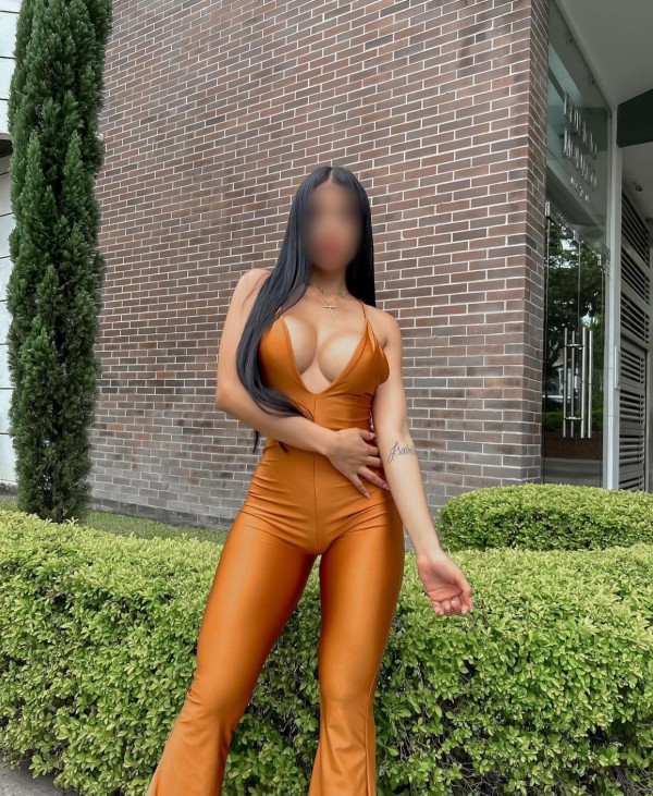 ALEJANDRA MORENAZA FIESTERA, FOTOS REALES