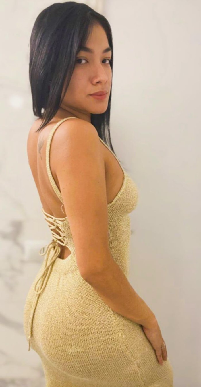 UNA CHICA DE MENTE ABIERTA