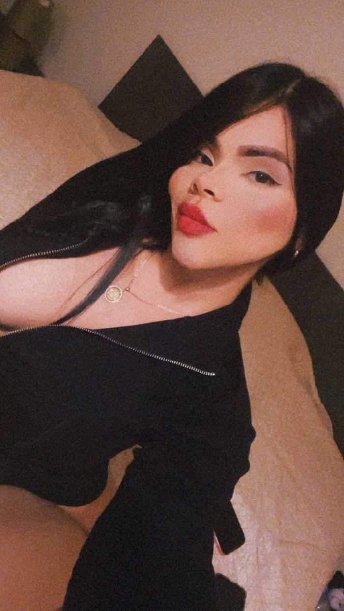 DIOSA DELA GARGANTA PROFUNDA