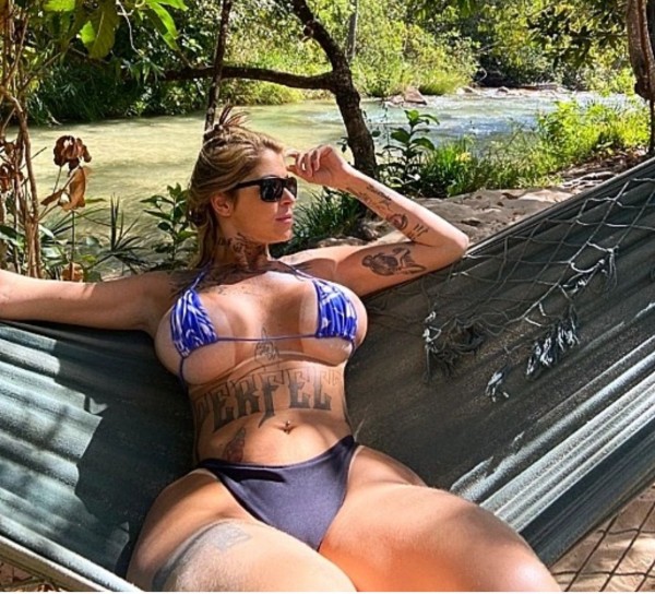 UNA VERDADERA FANTASIA SEXUAL. VAMOS A DISFRUTAR