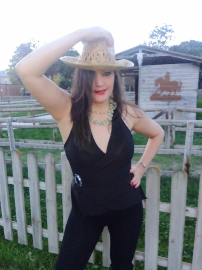 ESPAÑOLA. ENCANTADORA. DISPUESTA A COMPLACERTE, JUGAR, MORBO Y FIESTA