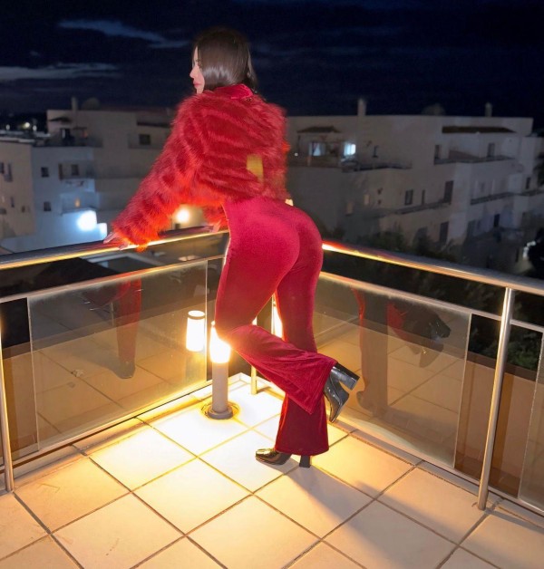 Española Jovencita dulce y divertida 632589135 Cala de bou