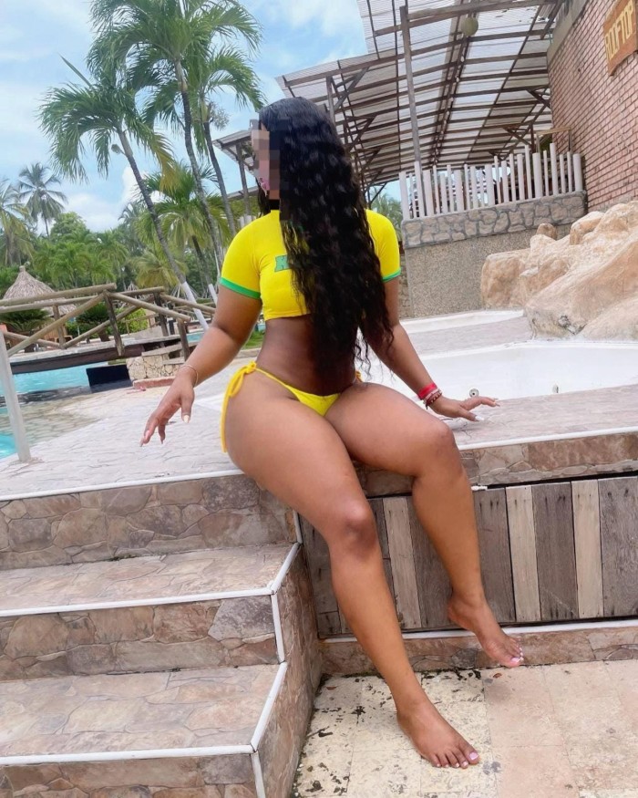 ARDIENTE, CAÑERA Y MUY SENSUAL DISPONIBLE PARA TI