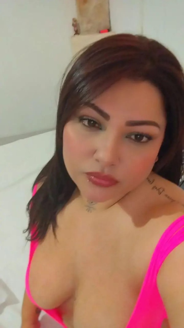 FIESTA BLANCA, GUARRA A TOPE