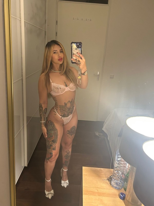 ANTONELA , POR LAS PALMAS DE GRAN CANARIAS ,