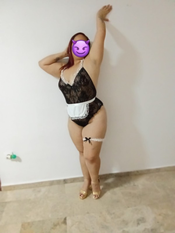 Fiestera y de buen rollo total novedad