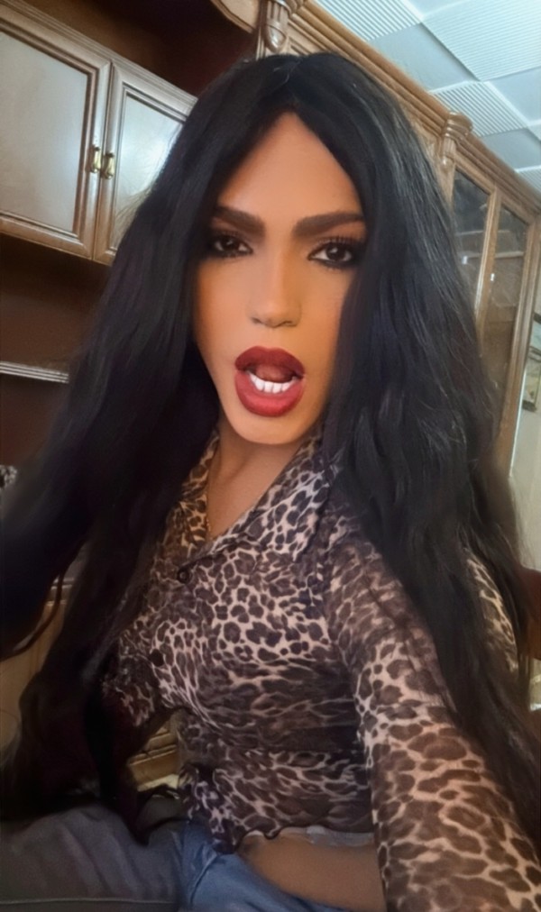 Trans de lujo Pamela 23 años estoy en carrer Prudenci de comellas Manresa