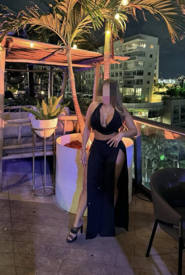 SOLO SALIDAS ULTIMA SEMANA colombiana fiestera actitud de novia guarra