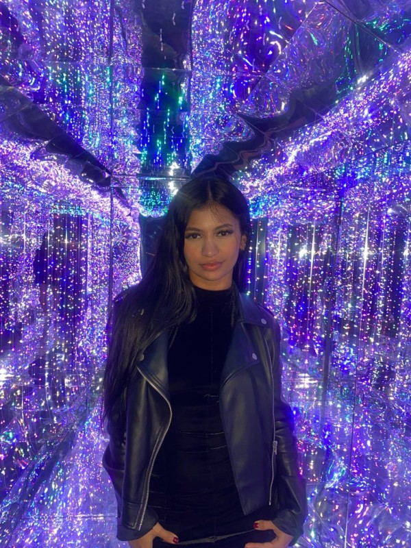 Sabrina #pornostar lujosa pequeñita y muy disfrutona