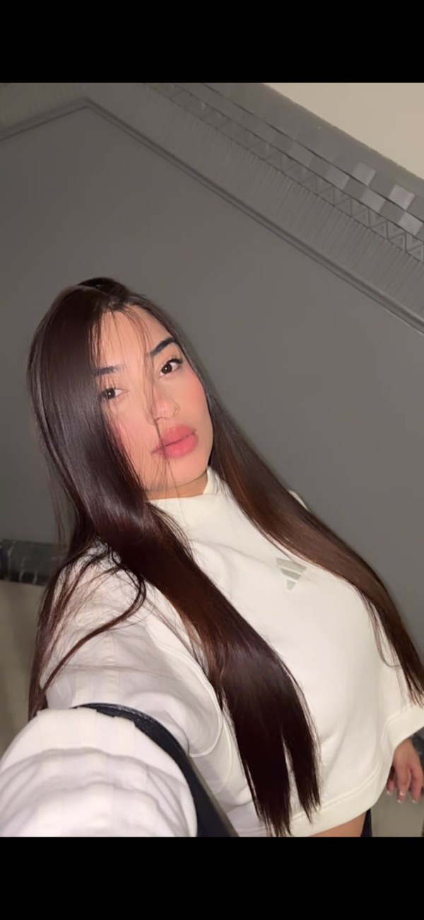 Soy valentina LATINA MUY CACHONDA Y DIVERTIDA