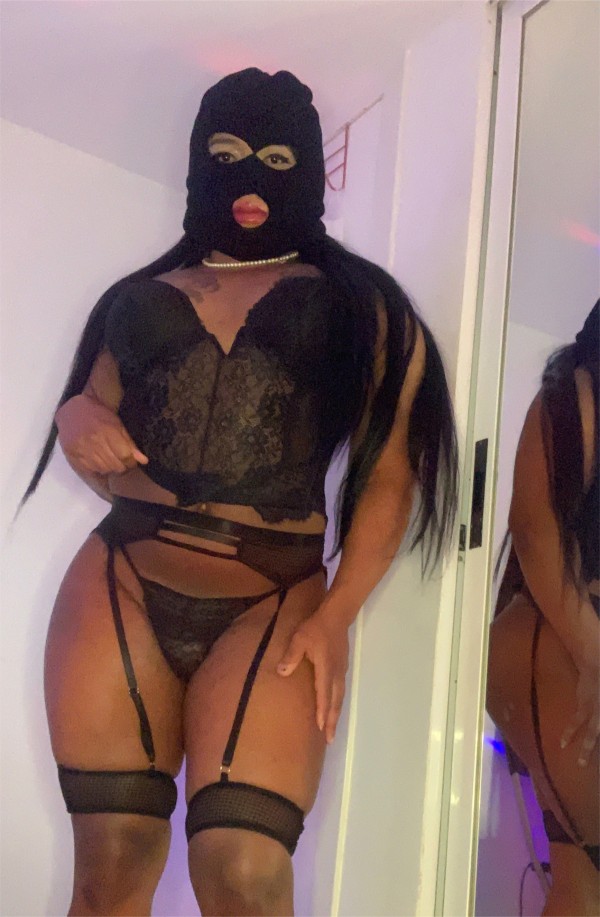 Cargadita de leche para ti a Tope xL Fiestera Murcia