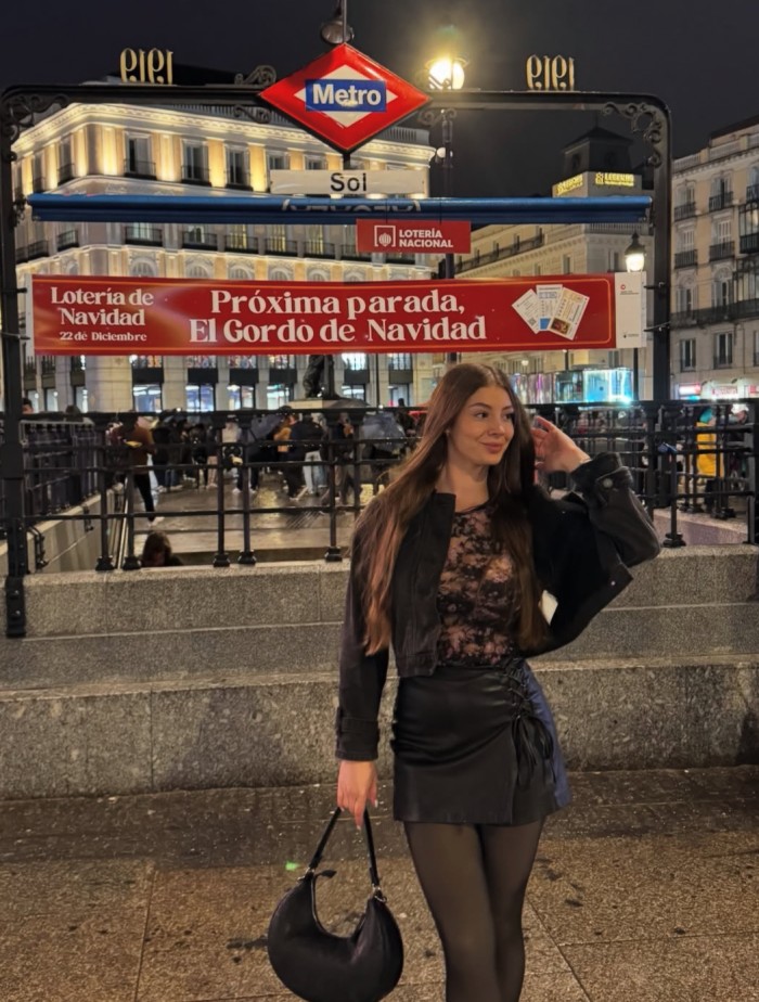 Diana / 20 años / Española/ UNIVERSITARIA