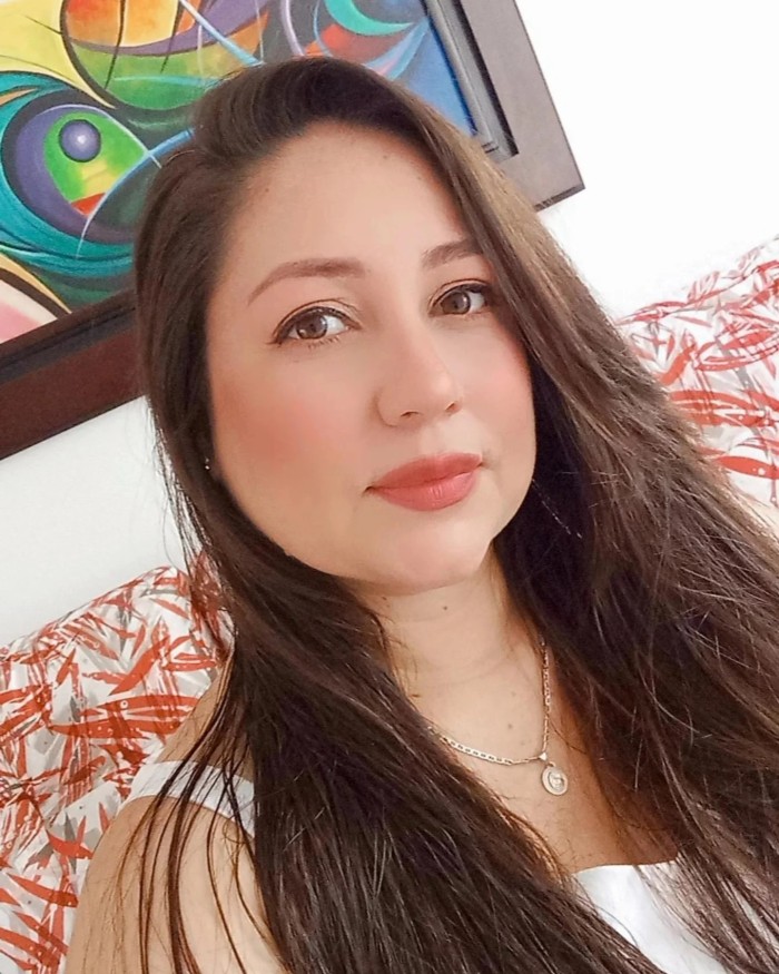 KAREN CHICA BONITA ANGELICAL PARTICULAR