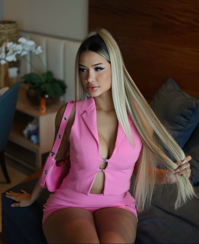 “The Island’s Most Beautiful & Exclusive Ladies