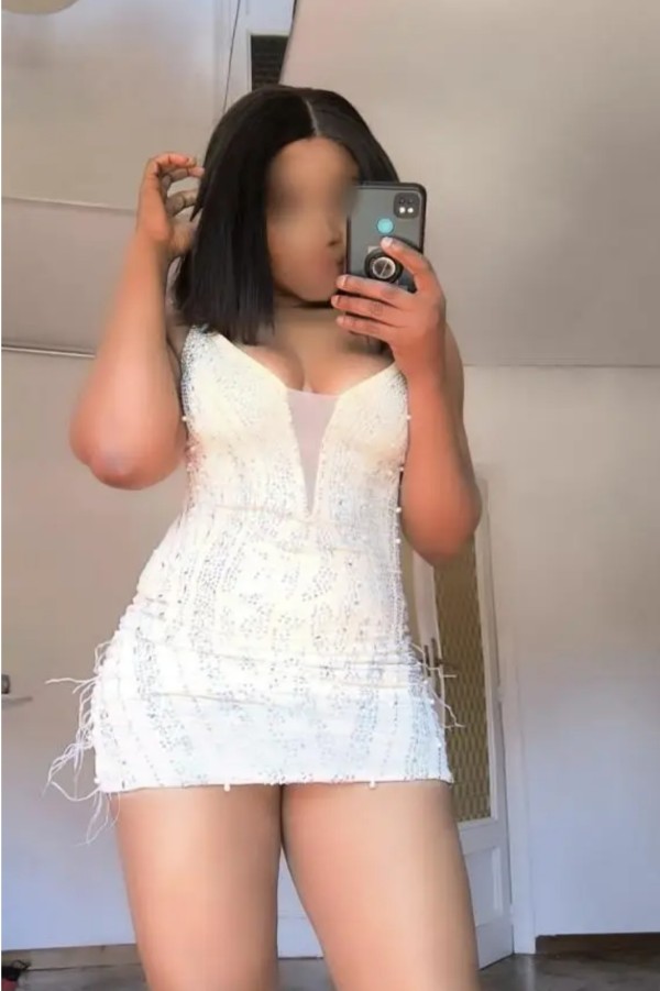 JOVENCITAS ALEGRES LLAMA O WHATSAPP