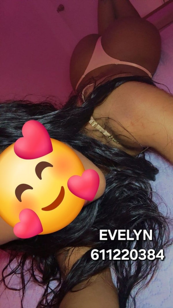 NOVEDAD EVELYN SEXO Y FIESTA A TOPE !!!