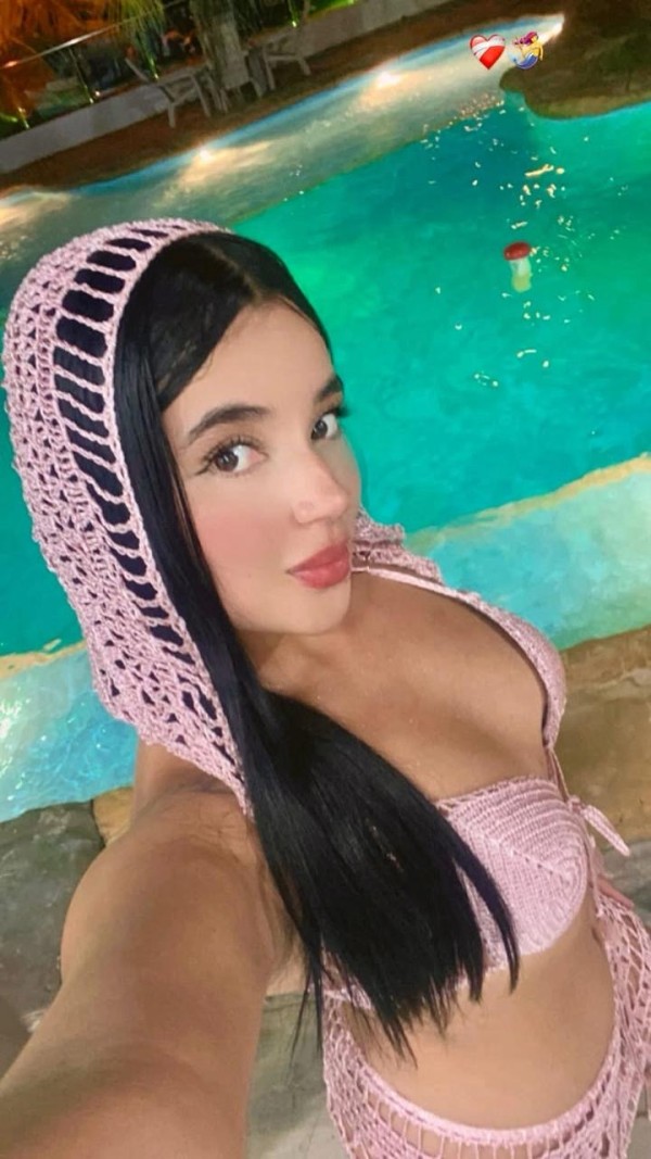 30,40,50,80,100, estaré pocos días independiente , hago salidas fiestera