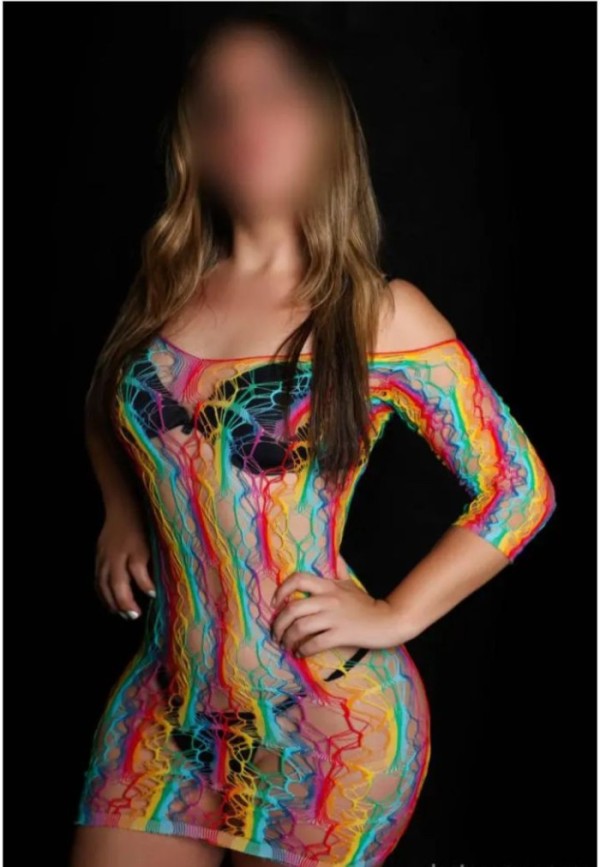 SARA  REAL Y MUY CAÑERA