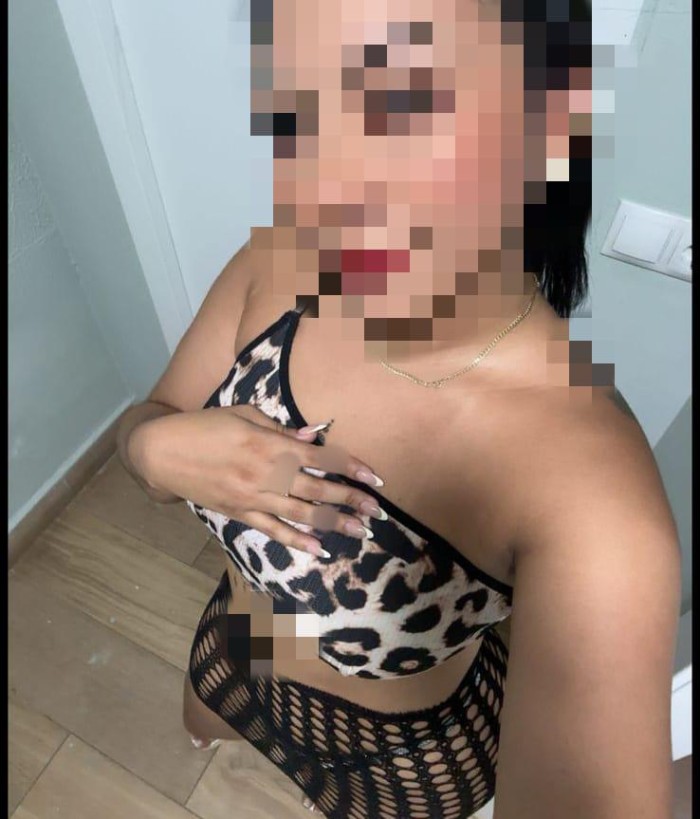 FIESTERA, TRIO LESBICO, TEEN BLANQUITA